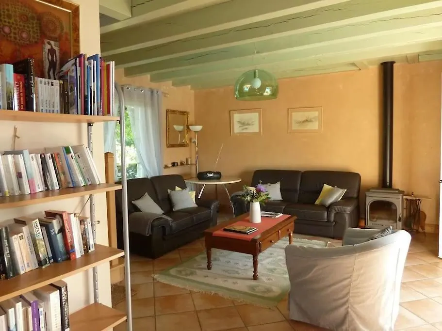 Holiday home Maison Avec Piscine Privee A Loubressac Proche Rocamadour & Vallee Dordogne, Du Samedi Au Samedi France